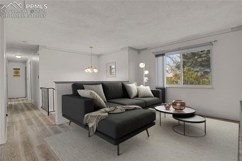 925 Drury Ln, Colorado Springs, CO 80911