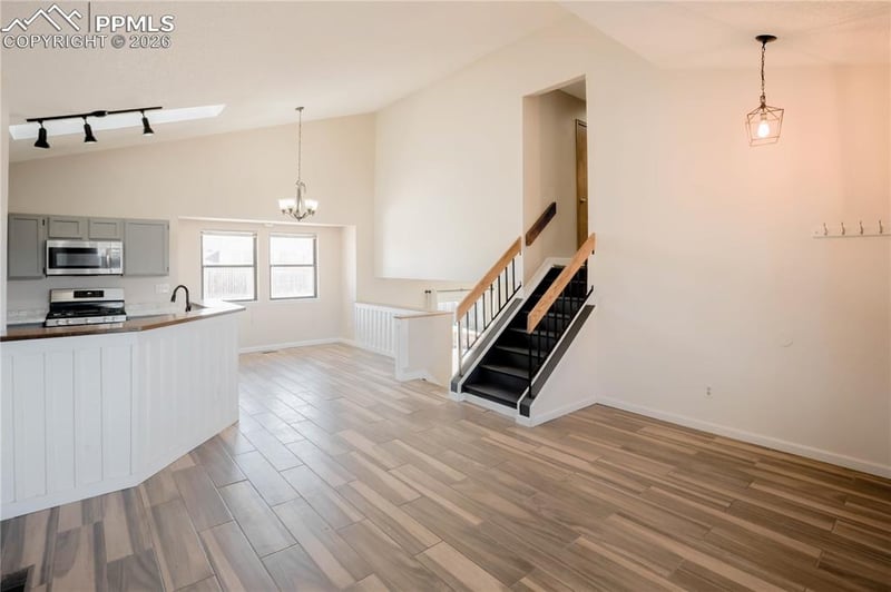 925 Tammany Dr, Colorado Springs, CO 80916