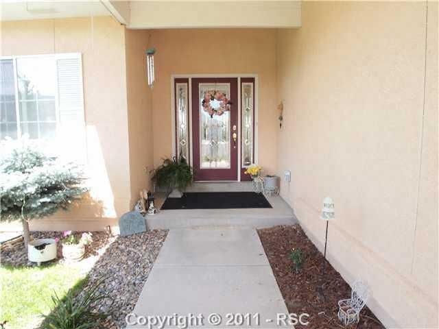 9255 Gingerhill Ct, Colorado Springs, CO 80920