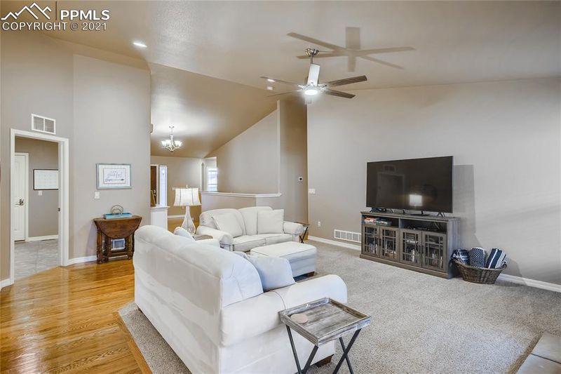 9274 Kathi Creek Dr, Colorado Springs, CO 80924