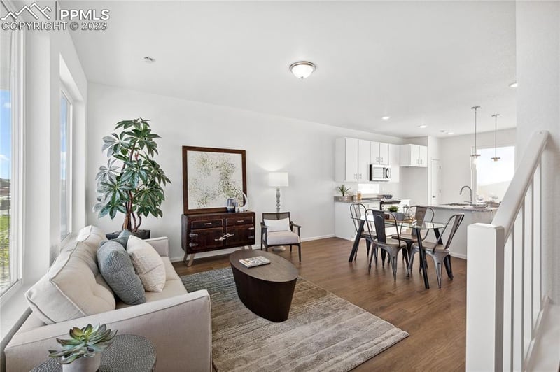 9275 Mayflower Gulch Way, Colorado Springs, CO 80938