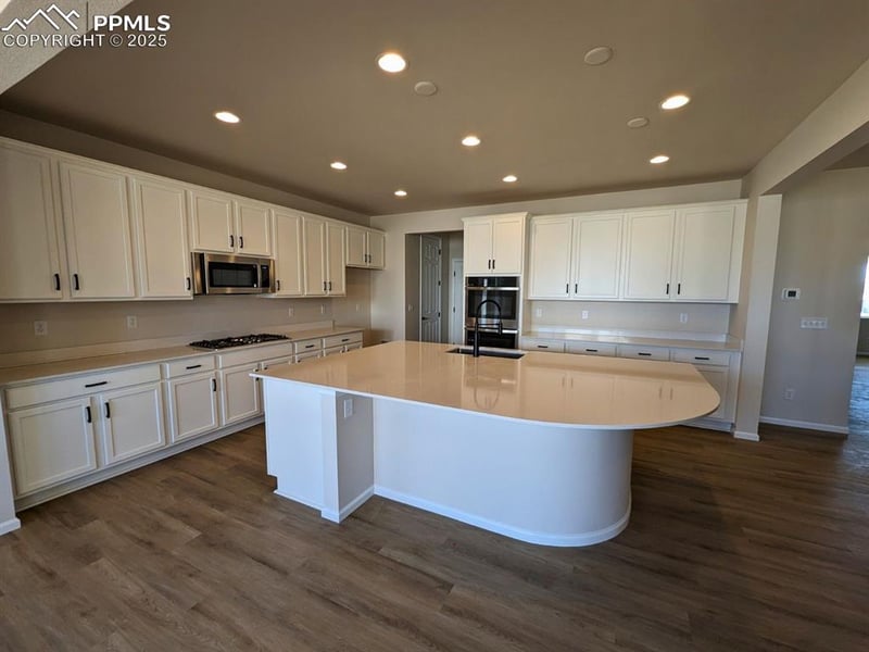 9286 Mayflower Gulch Way, Colorado Springs, CO 80927