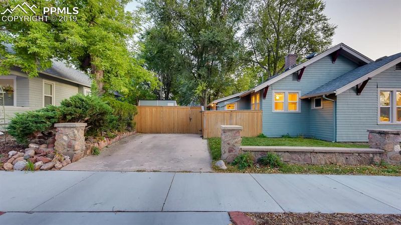 929 Custer Ave, Colorado Springs, CO 80903