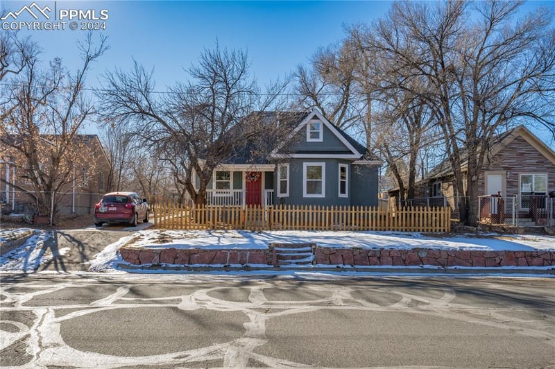 929 Vermijo Ave, Colorado Springs, CO 80903