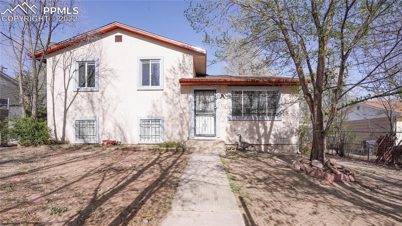 931 Hayden Dr, Colorado Springs, CO 80910
