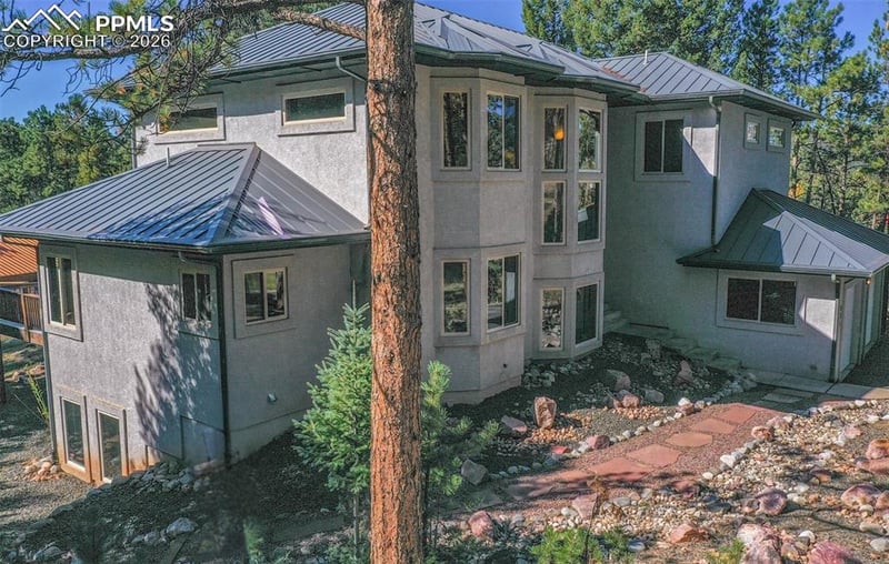 931 Heather Ct, Woodland Park, CO 80863