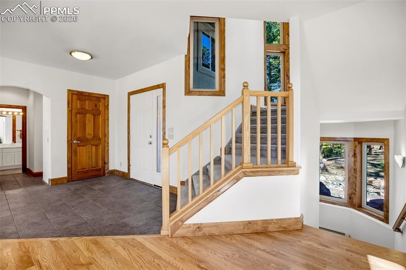 931 Heather Ct, Woodland Park, CO 80863