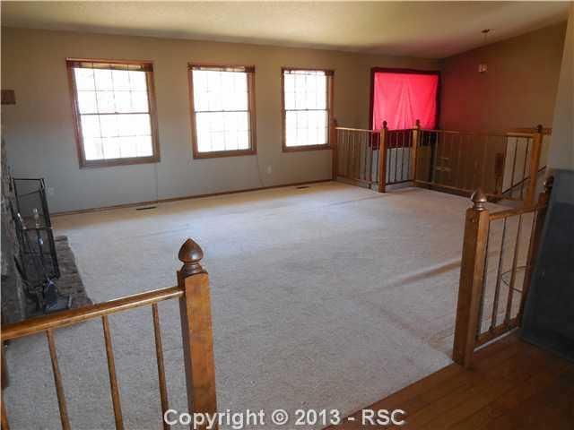 931 Tari Dr, Colorado Springs, CO 80921