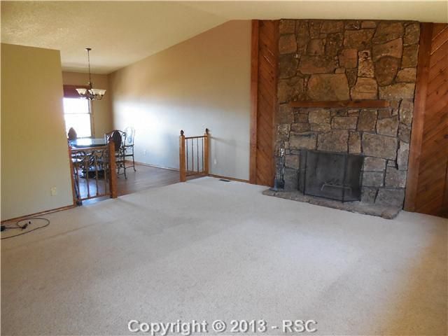 931 Tari Dr, Colorado Springs, CO 80921
