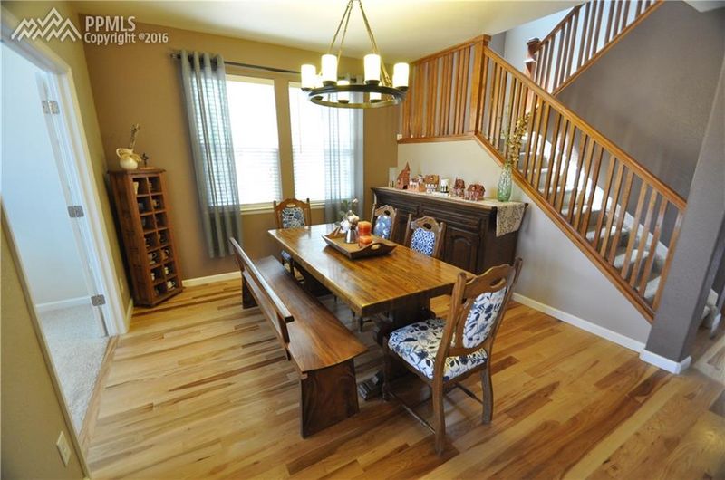 9310 Sky King Dr, Colorado Springs, CO 80924