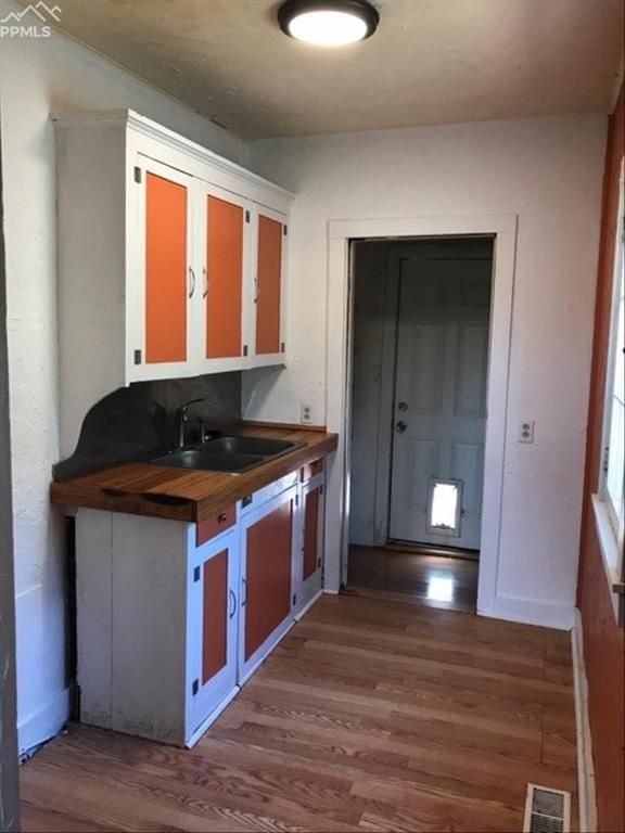 9315 Shoshone Rd, Cascade, CO 80809