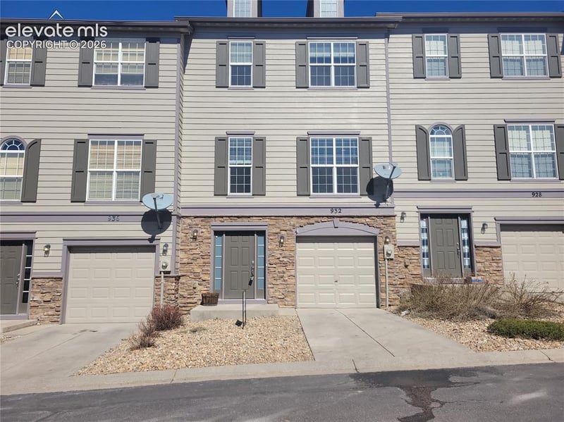 932 Burning Bush Point, Monument, CO 80132