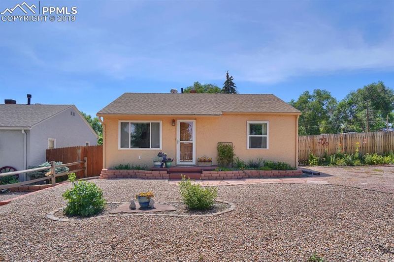 932 Prairie Rd, Colorado Springs, CO 80909