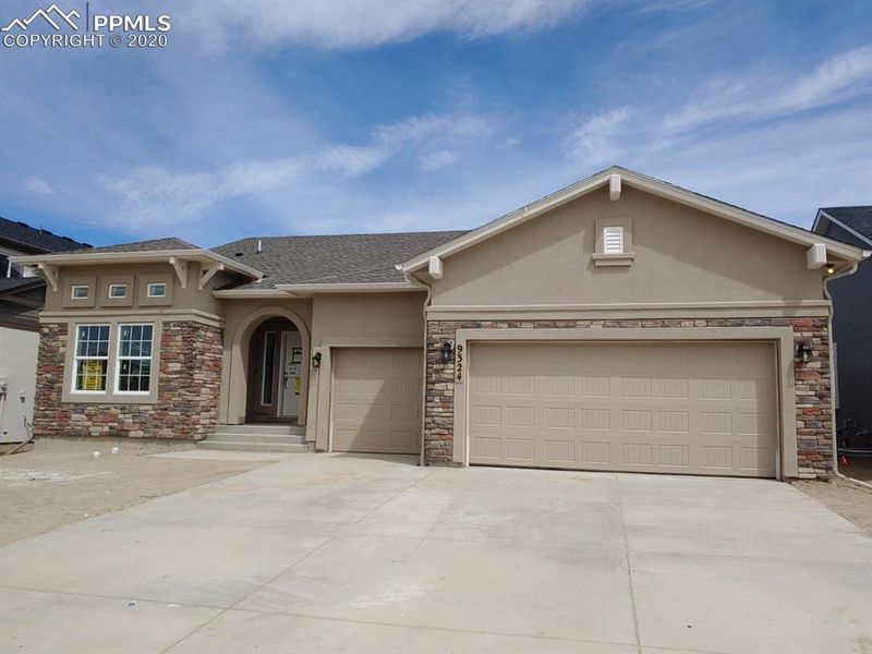 9324 Blue Birch Ct, Colorado Springs, CO 80927