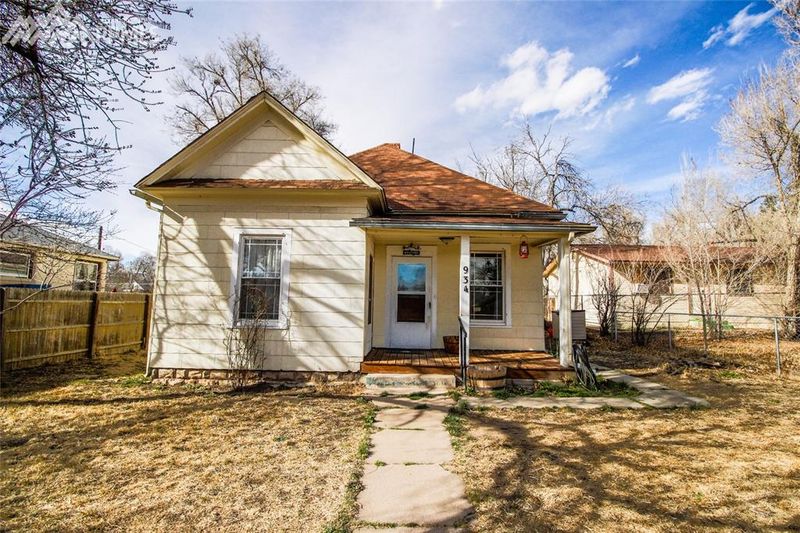 934 E Cimarron St, Colorado Springs, CO 80903