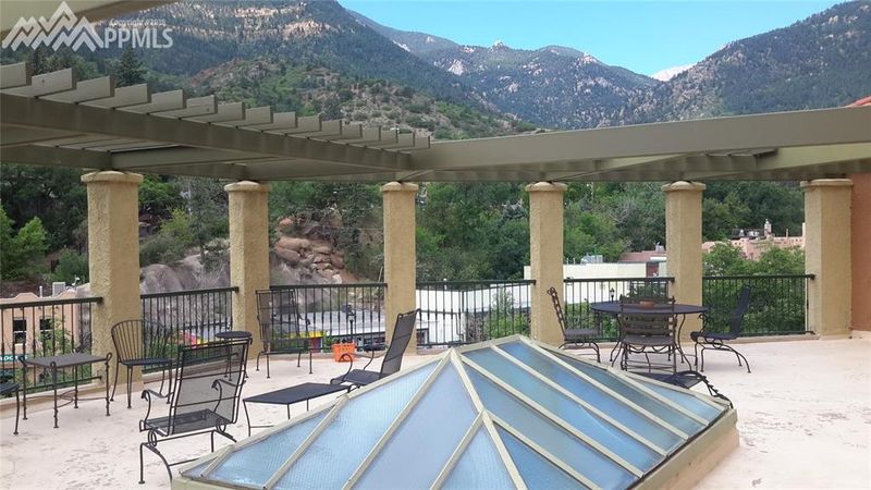 934 Manitou Ave #210, Manitou Springs, CO 80829