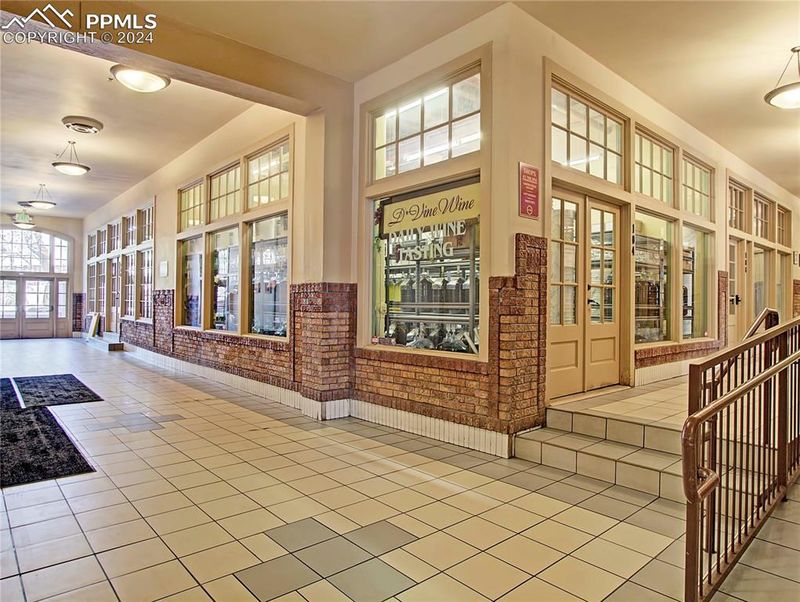 934 Manitou Ave #307, Manitou Springs, CO 80829