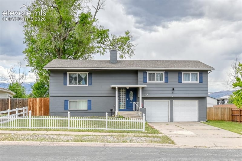 934 Potter Dr, Colorado Springs, CO 80909