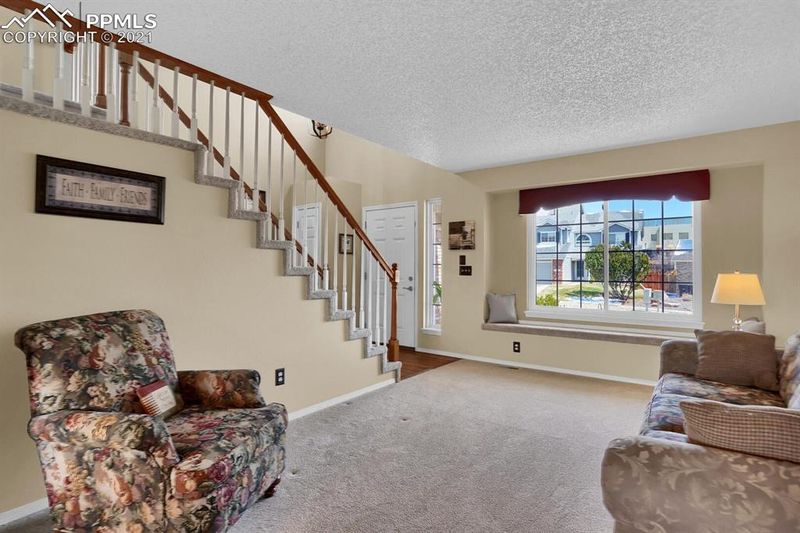 9345 Melbourne Dr, Colorado Springs, CO 80920