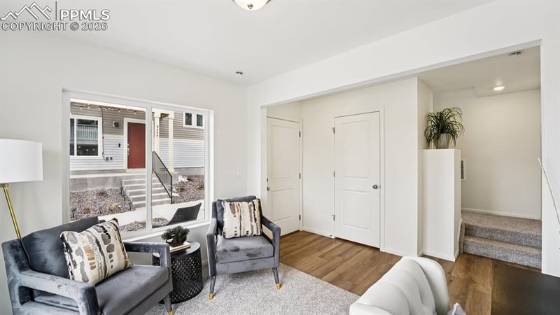 9348 Twin Sisters Dr, Colorado Springs, CO 80927