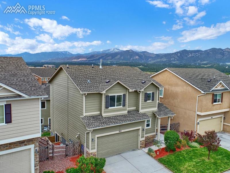 935 Fire Rock Pl, Colorado Springs, CO 80921
