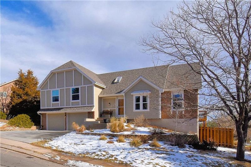 935 N Grey Eagle Cir, Colorado Springs, CO 80919