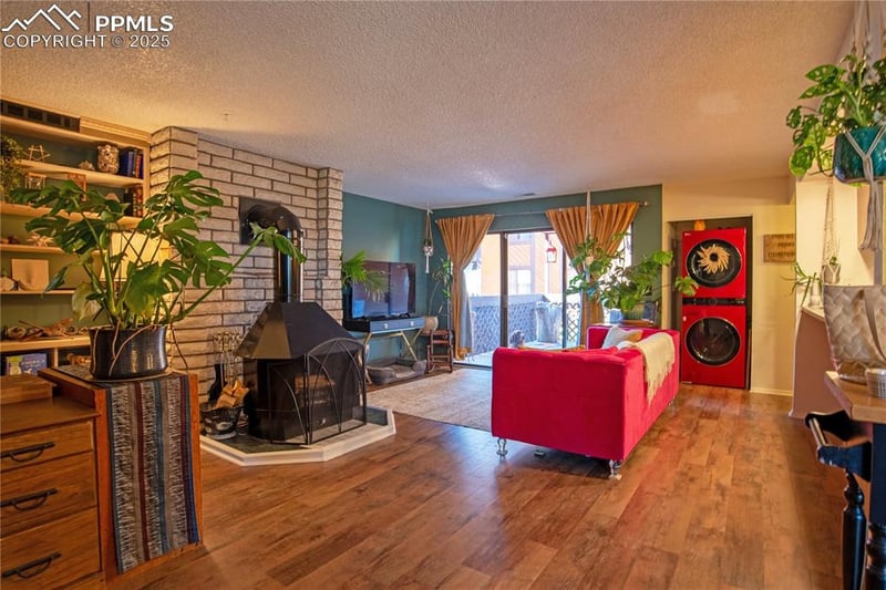 935 Saturn Dr #101, Colorado Springs, CO 80905