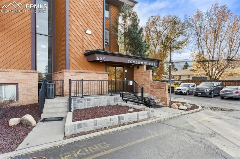 935 Saturn Dr #125, Colorado Springs, CO 80905