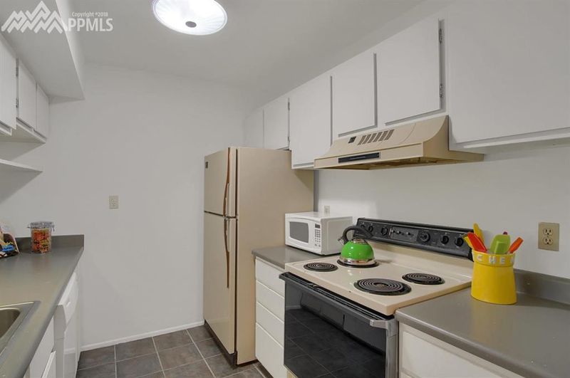 935 Saturn Dr #216, Colorado Springs, CO 80905