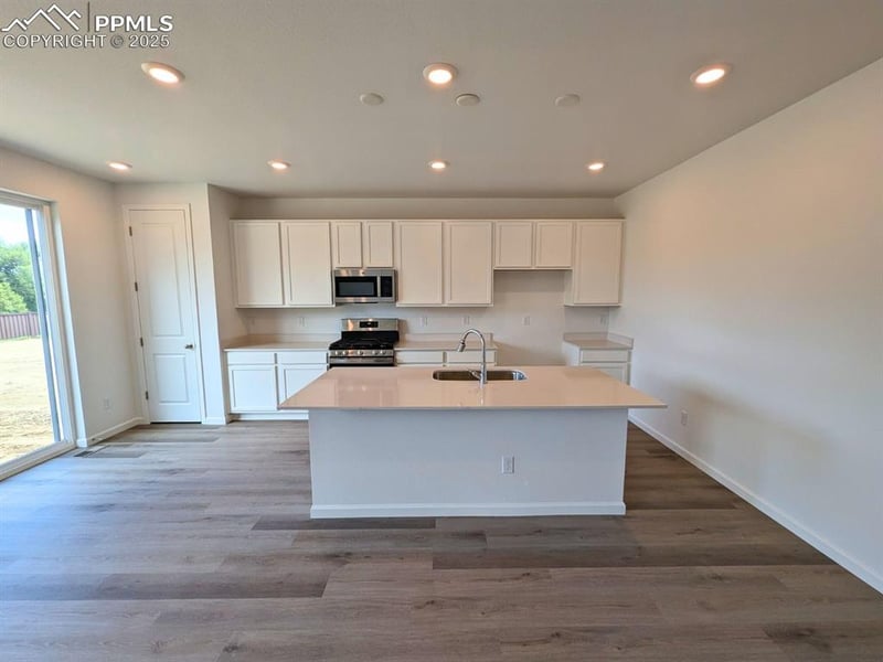 9354 Golden Buffs Dr, Colorado Springs, CO 80925