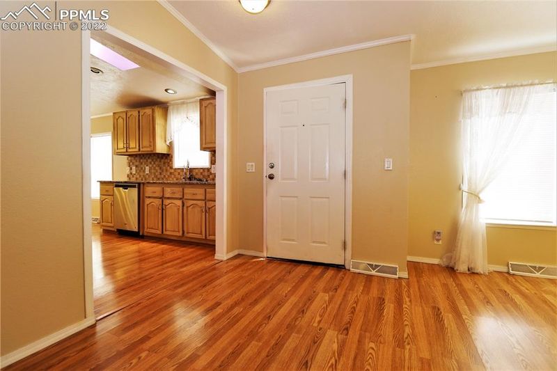 9356 Summer Meadows Dr, Colorado Springs, CO 80925