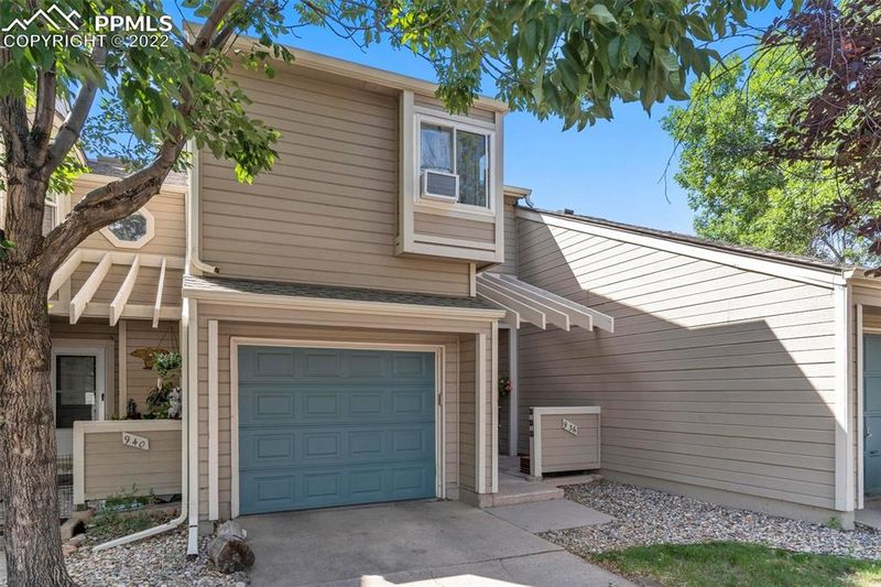 936 Azure Cir, Colorado Springs, CO 80910