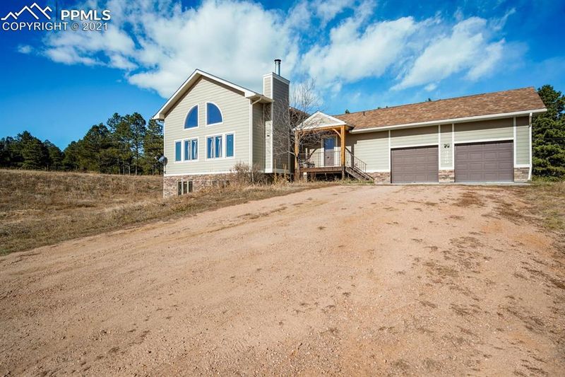 9380 Pine Cone Rd, Colorado Springs, CO 80908