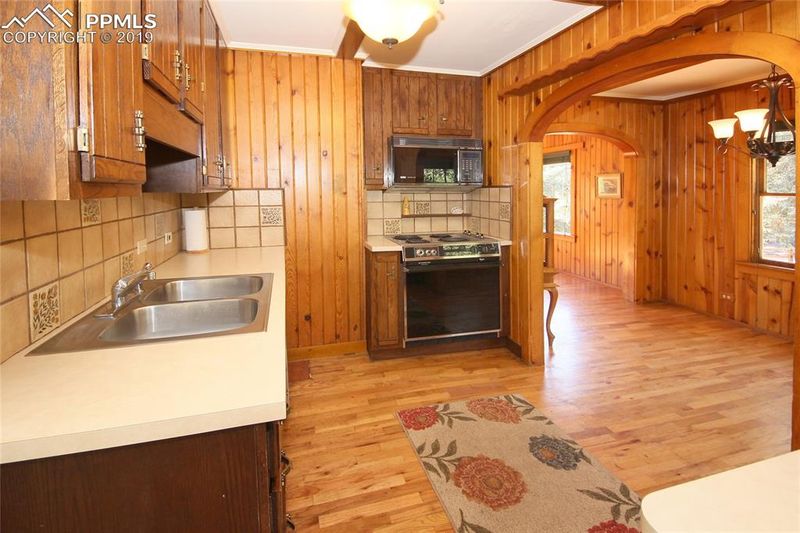9390 Mariposa Trl, Cascade, CO 80809