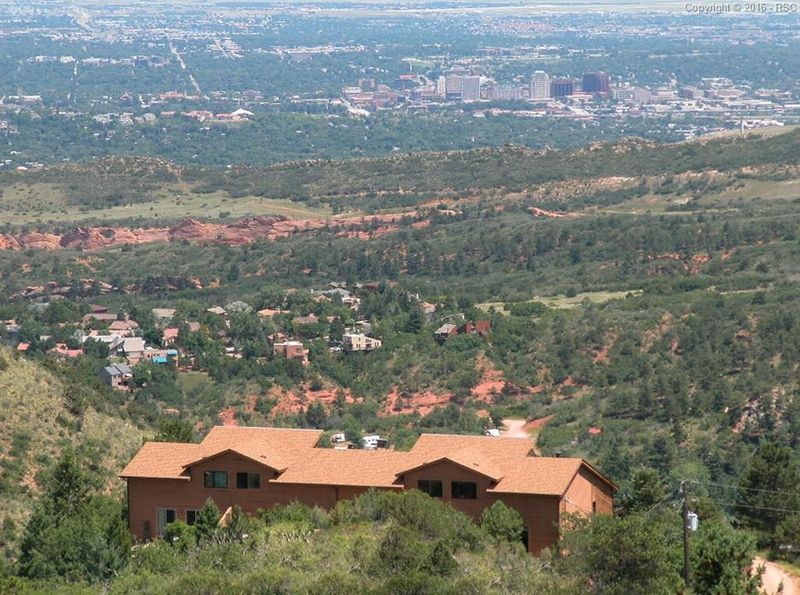 941 Oak Ridge Rd, Manitou Springs, CO 80829