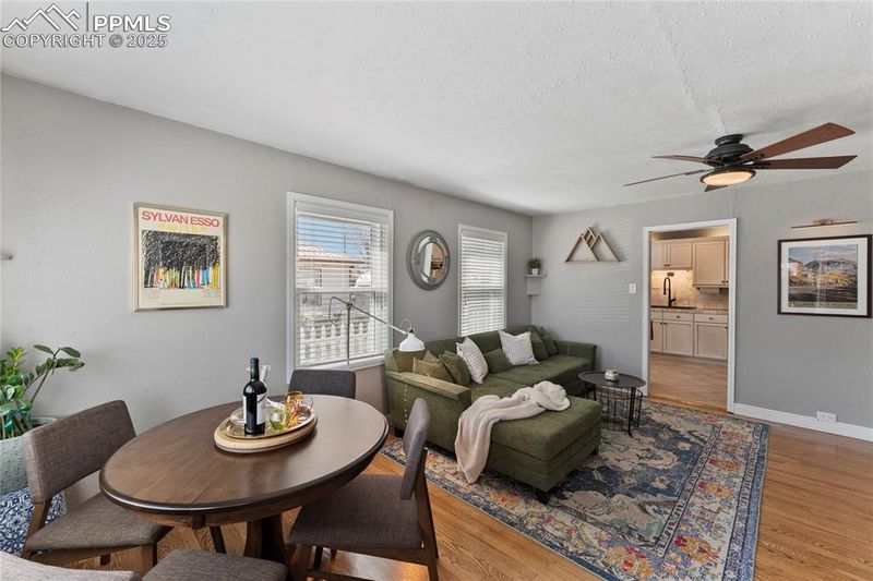 942 E Cucharras St, Colorado Springs, CO 80903