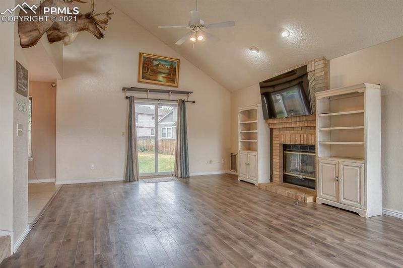 9424 Dew Drop Ct, Colorado Springs, CO 80925
