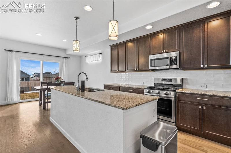 9425 Beaver Brook Dr, Colorado Springs, CO 80908