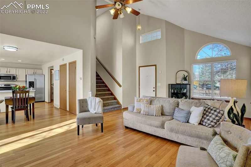 9427 Setting Moon Ct, Colorado Springs, CO 80925