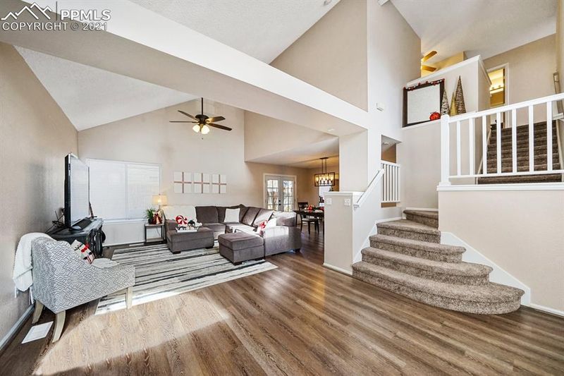 9436 Setting Moon Ct, Colorado Springs, CO 80925