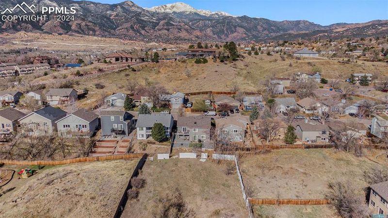 944 N 19th St, Colorado Springs, CO 80904