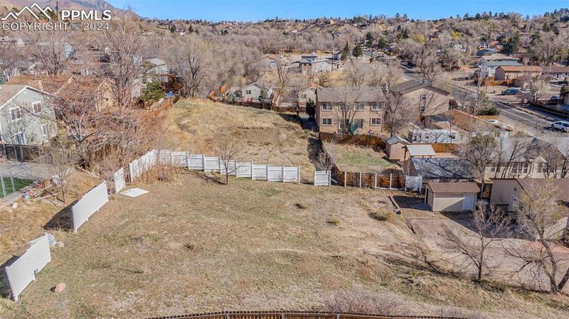 944 N 19th St, Colorado Springs, CO 80904