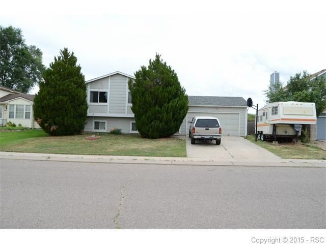 945 Daffodil St, Fountain, CO 80817