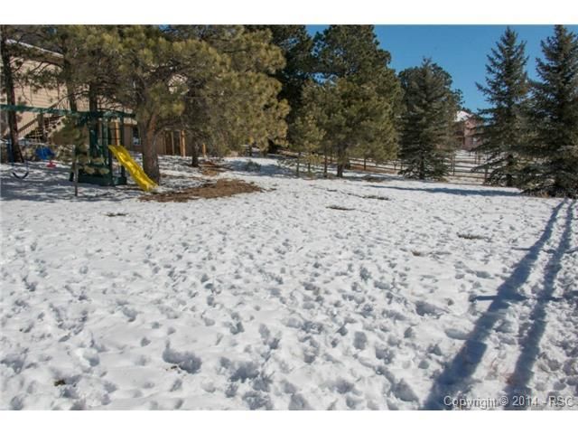 945 S Park Dr, Monument, CO 80132