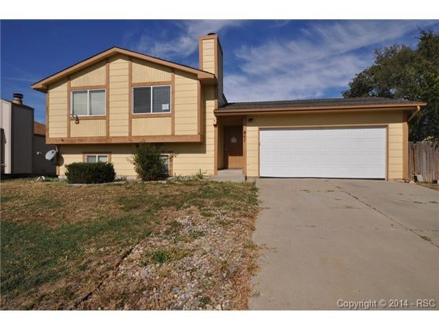 947 Rancher Dr, Colorado Springs, CO 80817