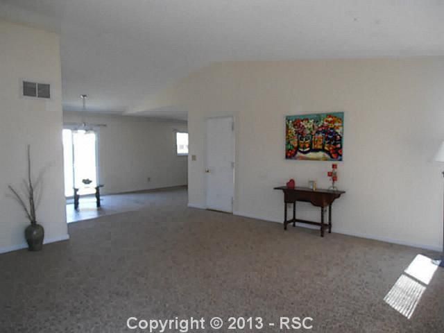 949 Bromefield Dr, Fountain, CO 80817