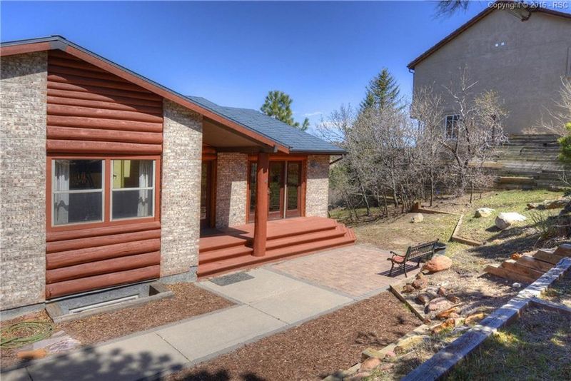 950 Golden Hills Rd, Colorado Springs, CO 80919