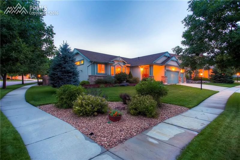 9504 Pinebrook Way, Colorado Springs, CO 80920