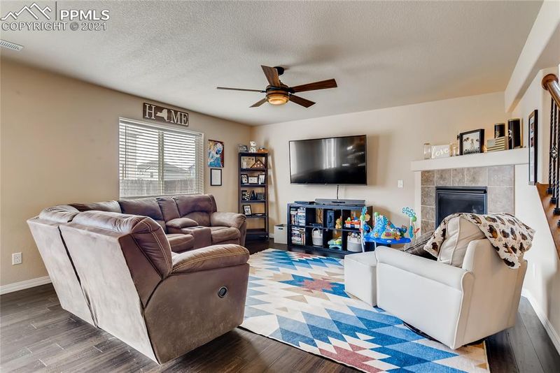 9519 Copper Canyon Ln, Colorado Springs, CO 80925