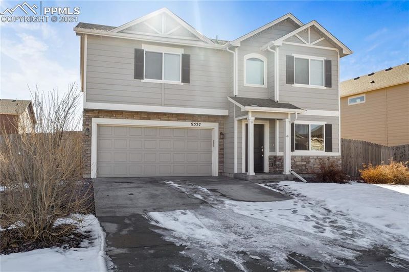 9527 Desert Lily Cir, Colorado Springs, CO 80925